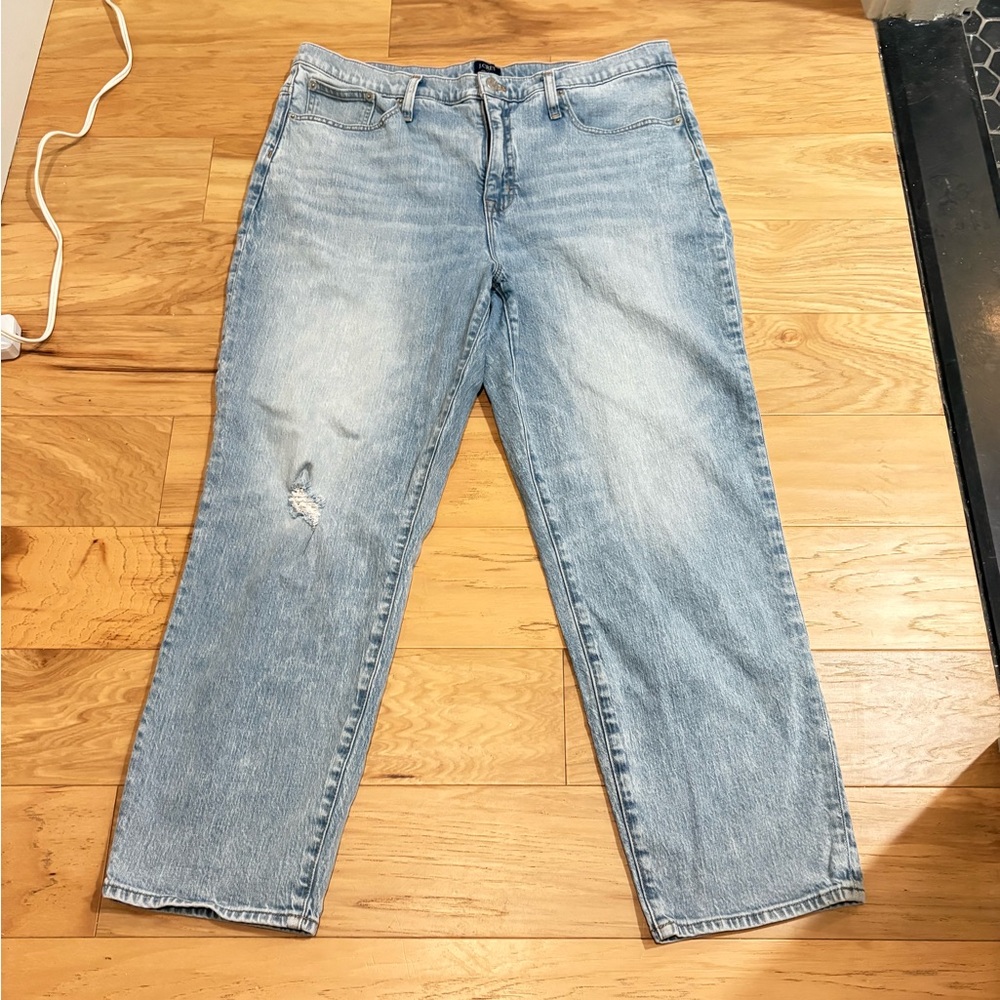 J. Crew Light Blue Relaxed Boyfriend in all day stretch Jeans | BR153 MSRP $118